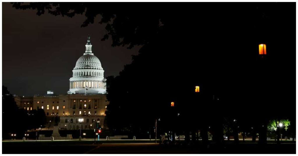 tbn24-20251002012431-4551-capital house