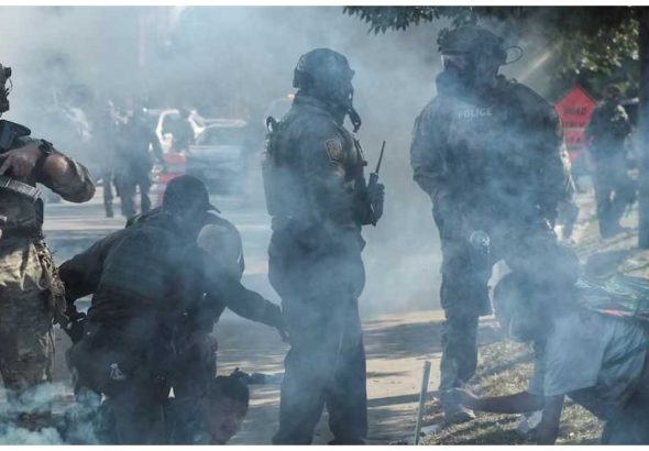 tbn24-20251004230333-725-chicago border agens