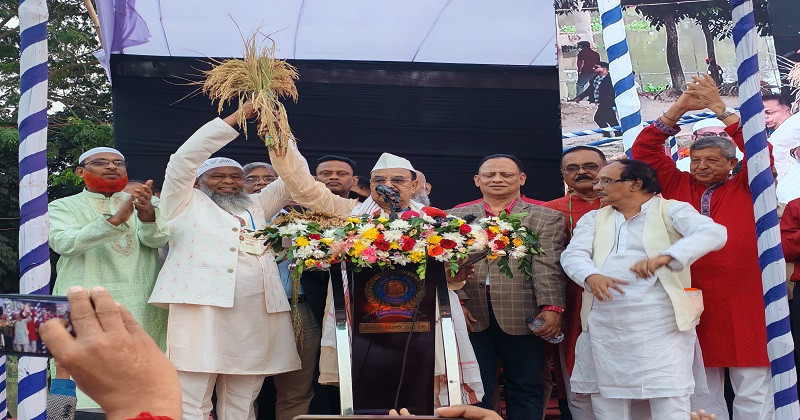 খালেদা জিয়া বেঁচে থাকলে বাংলাদেশ বেঁচে থাকবে: গয়েশ্বর চন্দ্র রায়