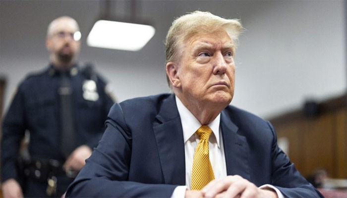 ভেনেজুয়েলার বিরুদ্ধে পদক্ষেপ নেওয়ার সিদ্ধান্ত ট্রাম্পের