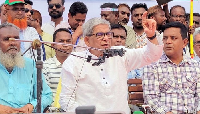 একদিকে রায় অন্যদিকে মবক্রেসি, কিসের আলামত জানি না : মির্জা ফখরুল