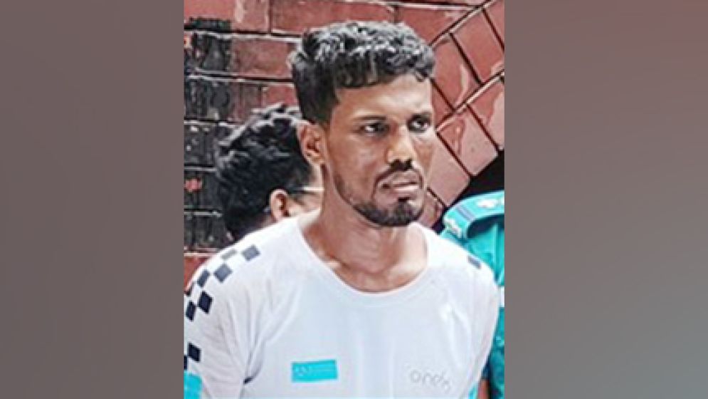 মোহাম্মদপুরে দেশীয় অস্ত্রসহ ‘রক্তচোষা জনি’গ্রেফতার