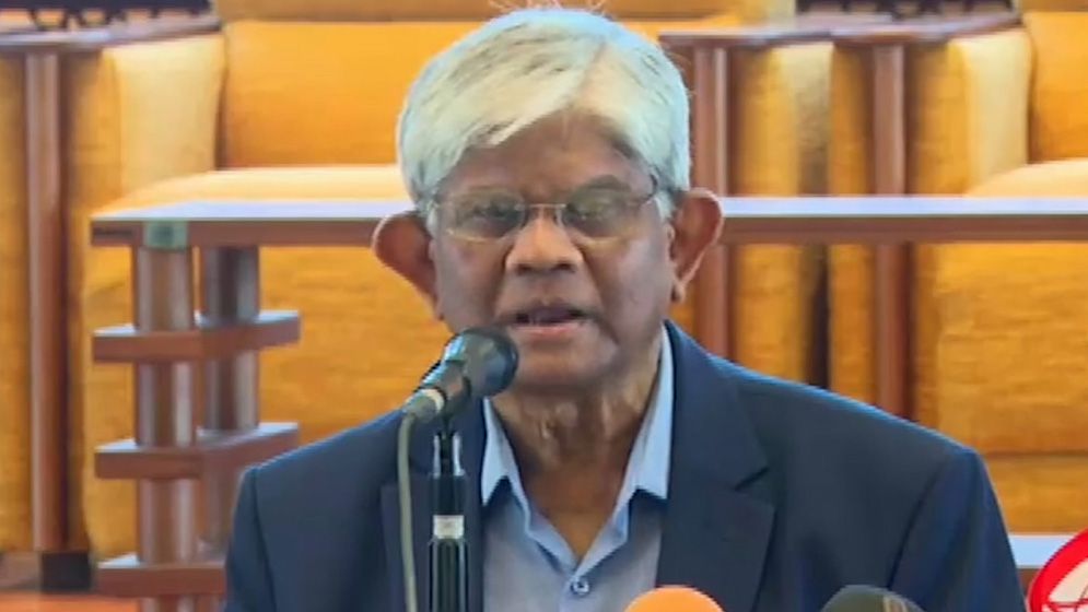 দেশের অর্থনীতি আগের চেয়ে ভালো অবস্থায় আছে: অর্থ উপেদষ্টা