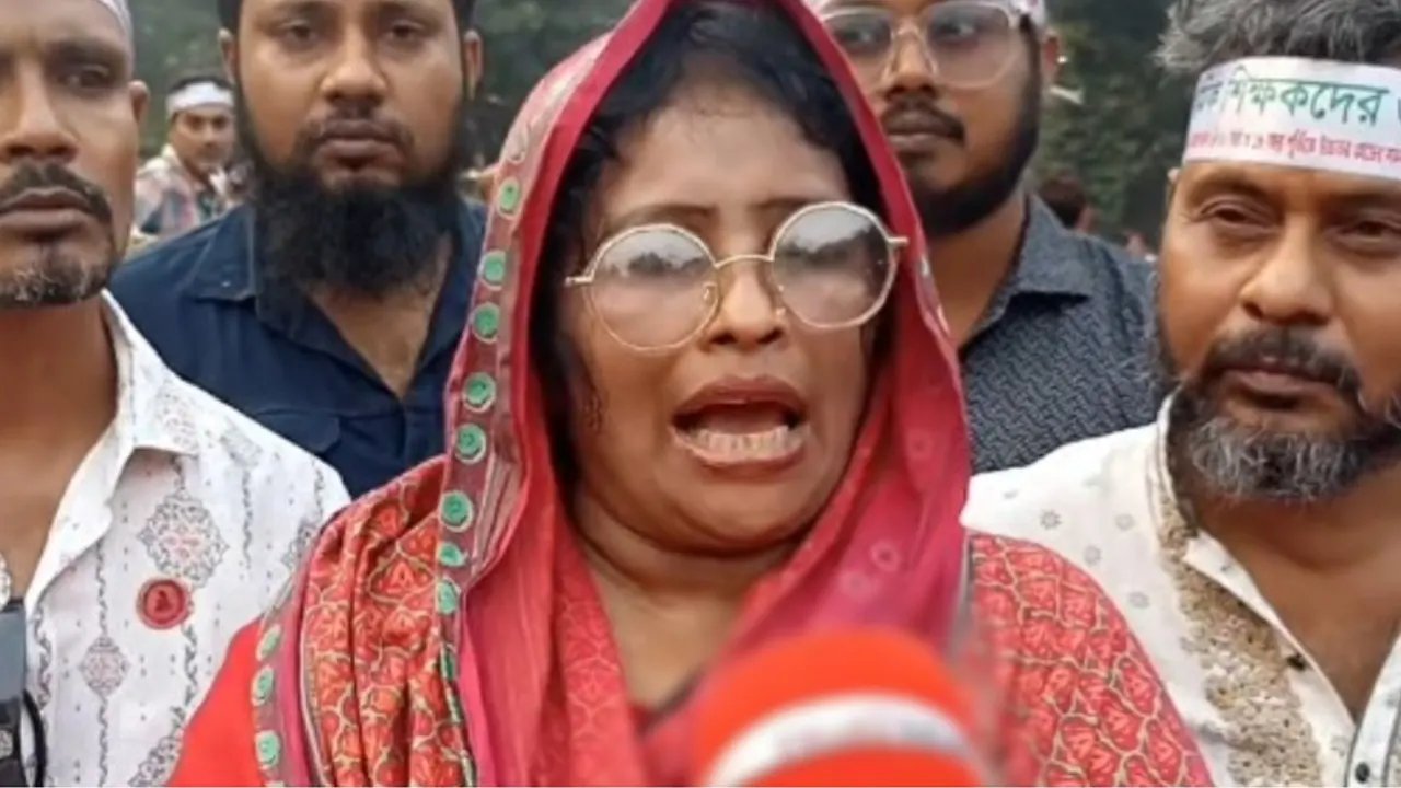 ‘দেশি মুরগি খেতে না পারা’ আলোচিত সেই শিক্ষিকা সম্পর্কে যা জানা গেল