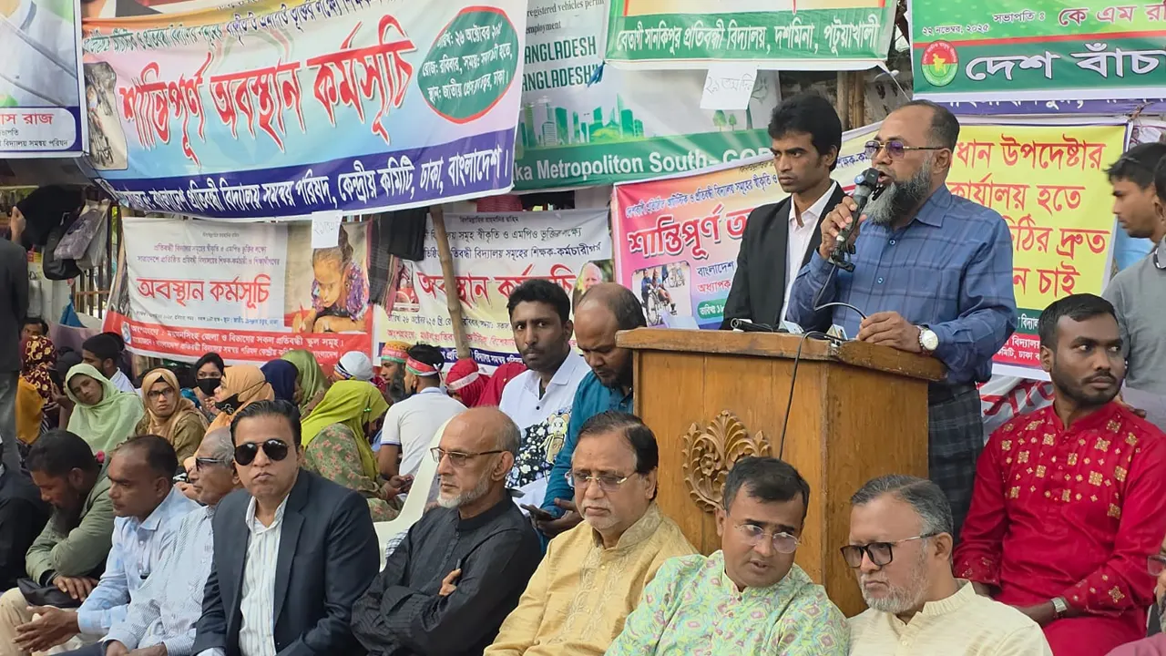 বিদেশিদের হাতে বন্দরের ব্যবস্থাপনা তুলে দেওয়া অদূরদর্শী সিদ্ধান্ত: লায়ন ফারুক