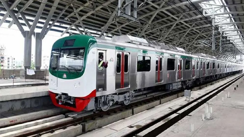 মেট্রোরেল চলাচল বন্ধ