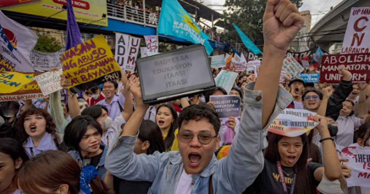 ফের অভ্যুত্থানে জেন-জি, উত্তাল এশিয়ার আরেক দেশ