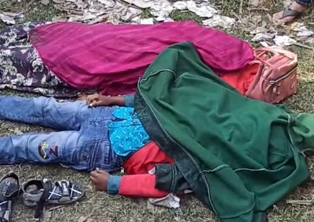 সাতক্ষীরা – খুলনা মহাসড়কে মাহেন্দ্র ও মোটরসাইকেল সংঘর্ষ : মা ও শিশুসহ নিহত ২, আহত ৬