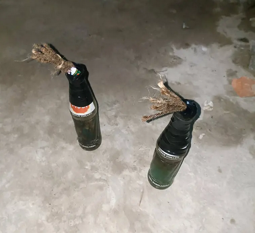 বিএনপি নেতার বাড়িতে বোমা বিস্ফোরণ