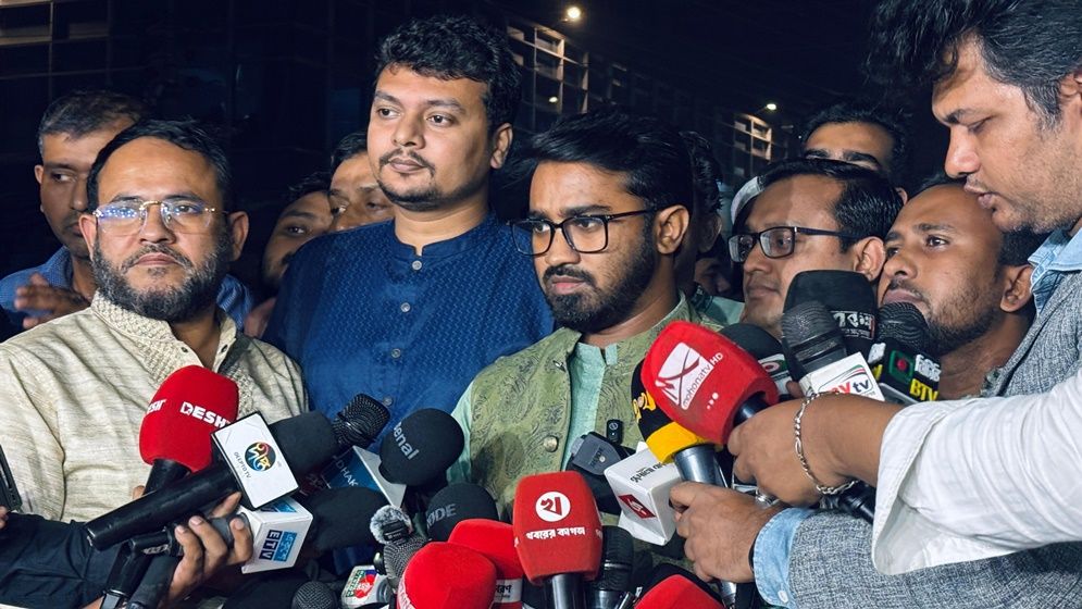 খালেদা জিয়ার অসুস্থতার জন্য হাসিনা সরকার দায়ী: রাশেদ খান