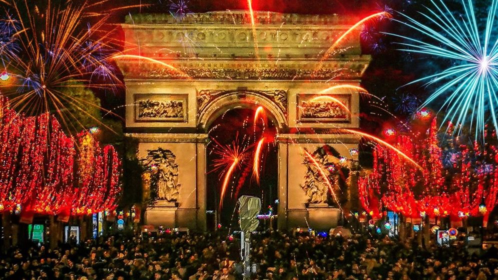 নিরাপত্তা সতর্কতায় প্যারিসে নববর্ষের ঐতিহাসিক কনসার্ট বাতিল