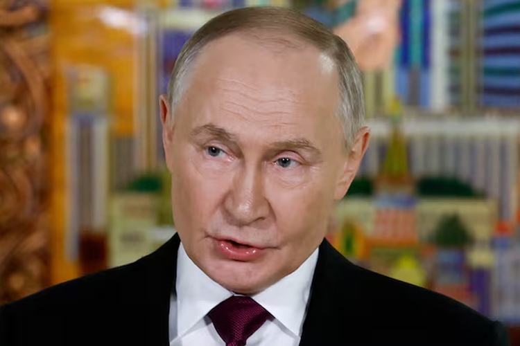 যুদ্ধ শুরু হলে আলোচনার মতো কেউ থাকবে না: ইউরোপকে পুতিনের কঠোর হুঁশিয়ারি