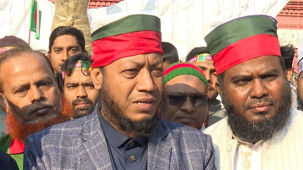 মুক্তিযুদ্ধের কল্পকাহিনী ৯০ ভাগ মিথ্যা: আমির হামজা