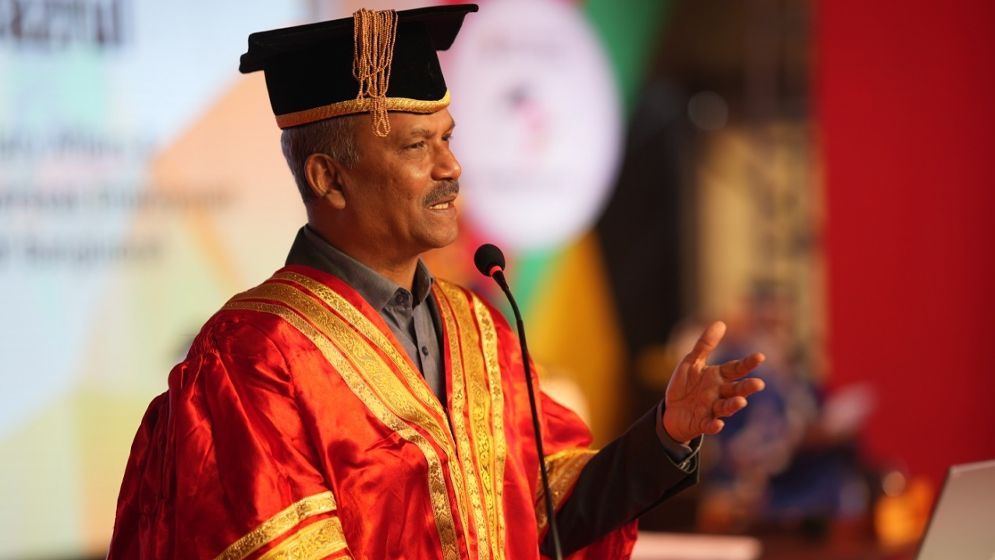 কেবল ডিগ্রি নয় সক্ষমতা ও শৃঙ্খলাও জরুরী: আসিফ নজরুল