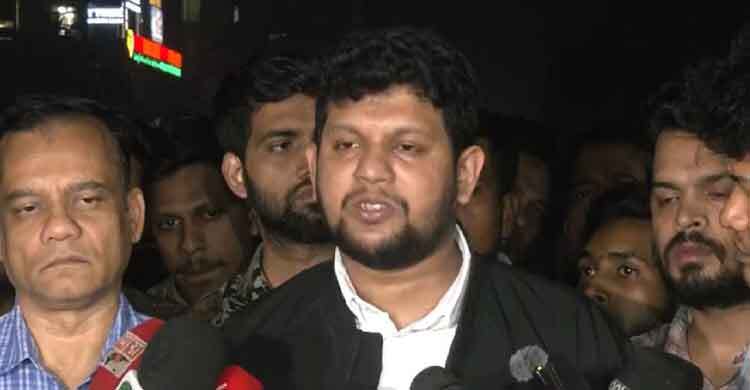 খালেদা জিয়ার অবস্থা স্থিতিশীল, কিছুটা ভালোর দিকে: তথ্য উপদেষ্টা