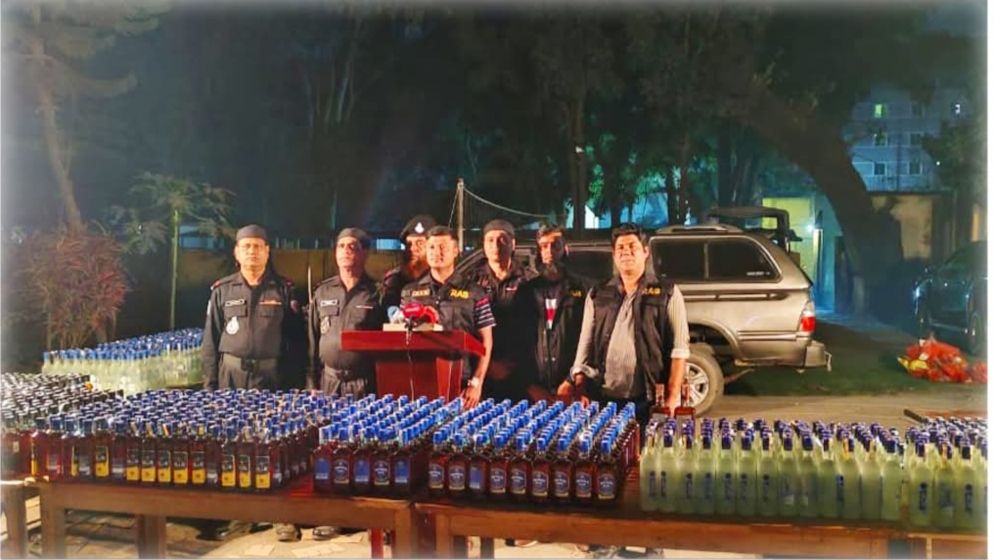 ৫৪ লাখ টাকা মূল্যের ভারতীয় মদ উদ্ধার