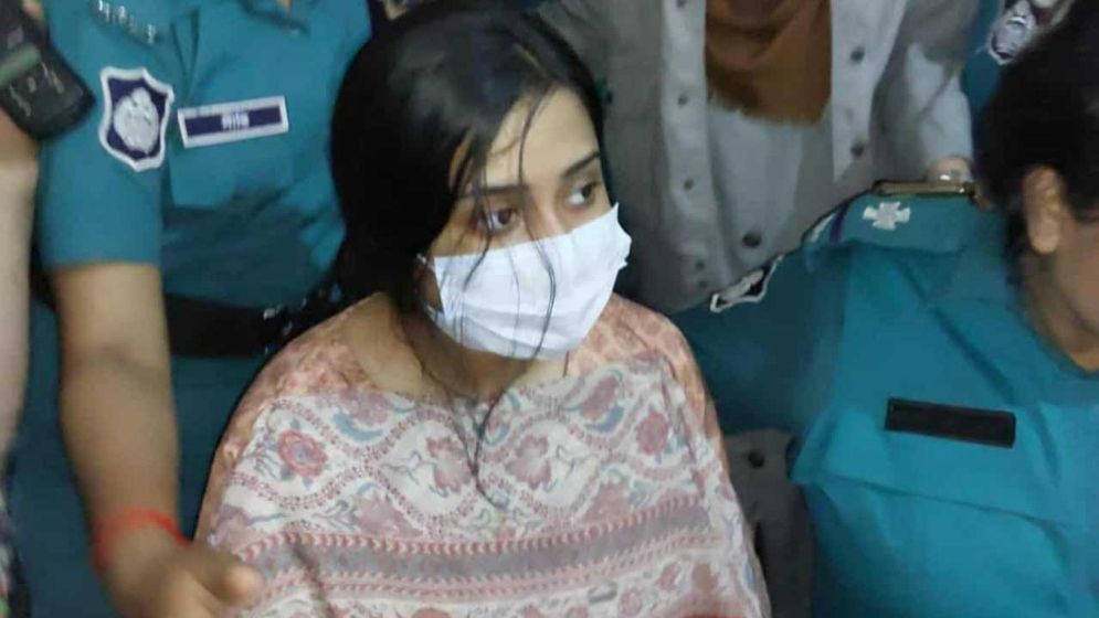 মেজর সাদিকের স্ত্রী সুমাইয়া সন্ত্রাসবিরোধী মামলায় গ্রেফতার