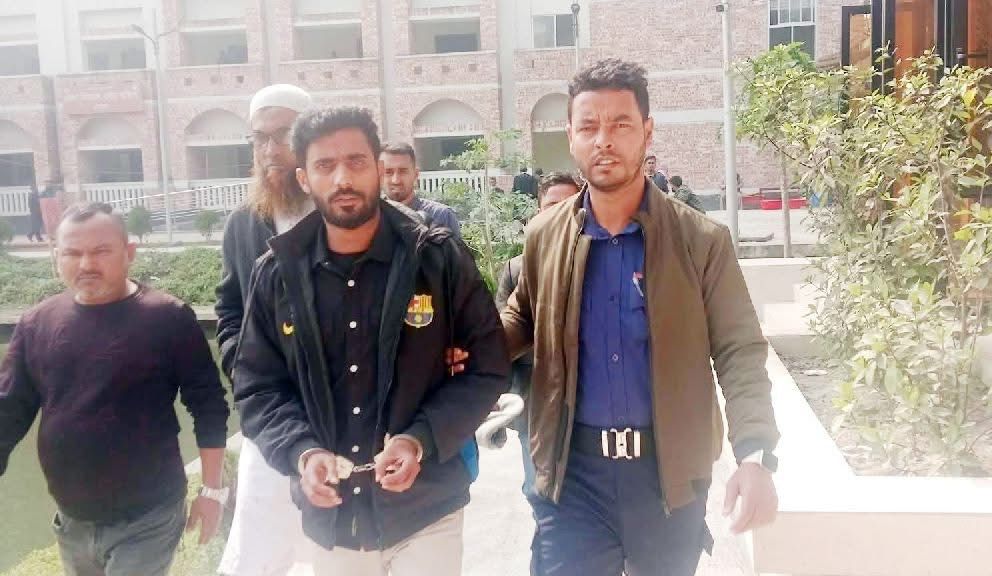 ভোলায় স্বতন্ত্র প্রার্থীর উপর হামলার মামলায় আসামি গ্রেফতার