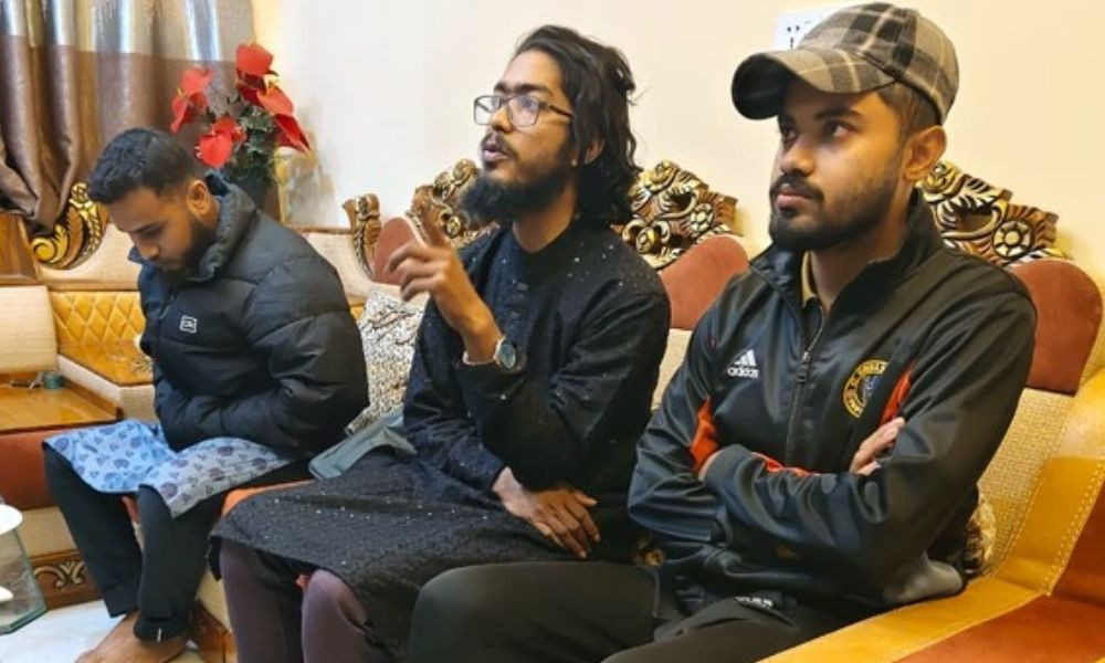 এনসিপি নেতা পরিচয়ে ২০ লাখ টাকা চাঁদা দাবির অভিযোগ, আটক ৩