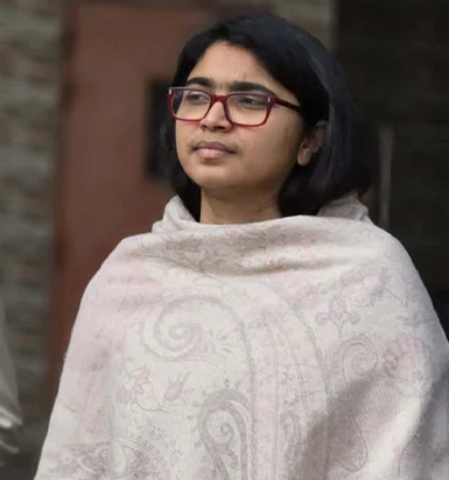 ফুটবল প্রতীকে নির্বাচন করতে চান তাসনিম জারা