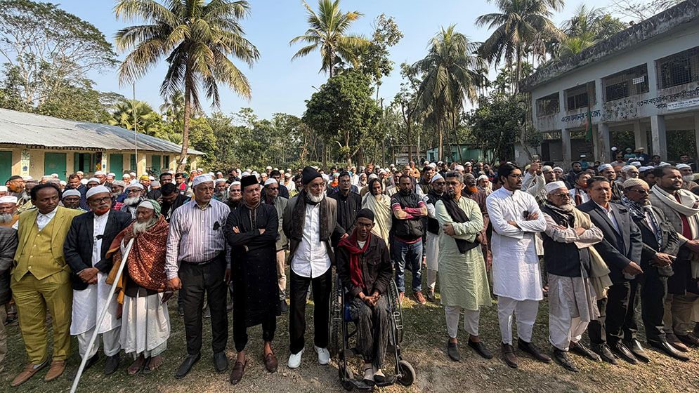 খালেদা জিয়ার জানাজায় গিয়ে মৃত্যু, পরিবারের দায়িত্ব নিলেন তারেক রহমান