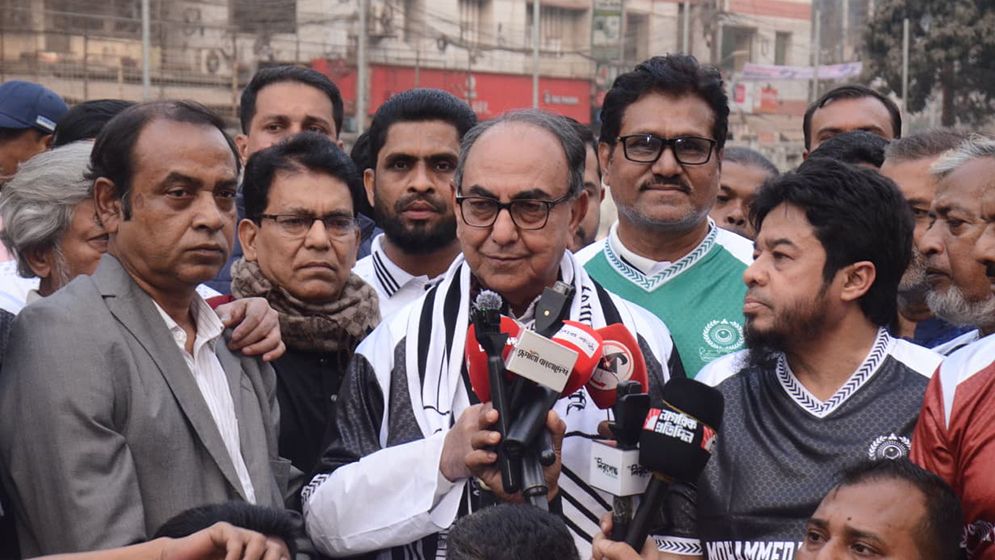 পর্যাপ্ত খেলার মাঠের অভাবে তরুণরা বিপথগামী হচ্ছে: মির্জা আব্বাস