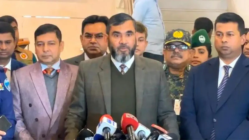 যৌথ বাহিনীর অভিযান ১৫ জানুয়ারির পর জোরদার হবে: ইসি সানাউল্লাহ