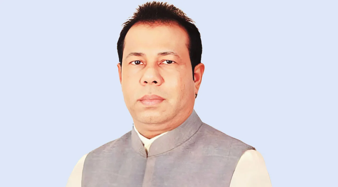 সেই পিয়ন জাহাঙ্গীরের ফ্ল্যাট-জমি ক্রোক ও স্ত্রীর ব্যাংক হিসাব অবরুদ্ধের নির্দেশ