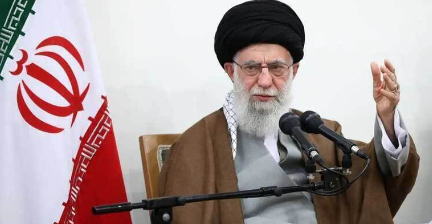 বিক্ষোভ দমন ব্যর্থ হলে রাশিয়ায় পালানোর প্রস্তুতি খামেনির: দ্য টাইমস