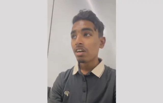 দিল্লি বিমানবন্দর থেকে বললেন, ‘বাংলাদেশ, আই অ্যাম সেফ নাউ!’