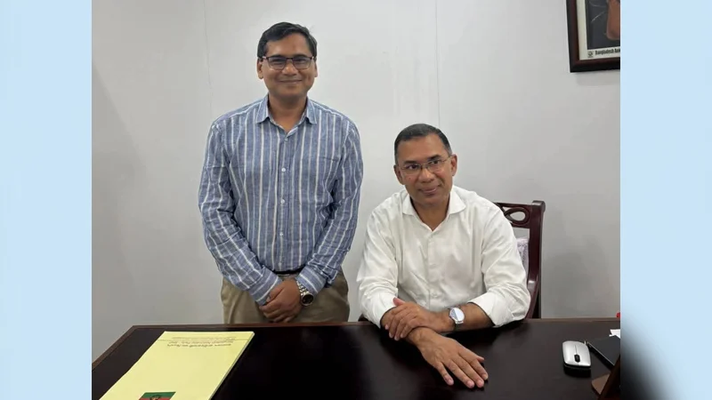 প্রধানমন্ত্রীর ব্যক্তিগত চিকিৎসক হলেন ডা. মনোয়ারুল কাদির বিটু