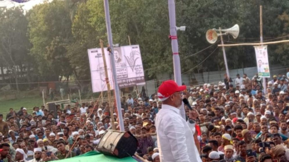 ৭১ ও ২৪ তুলনাকারীরা স্বাধীনতায় বিশ্বাস করে না: বাবর