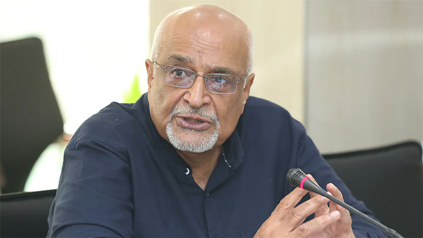 নতুন সরকার ‘সিন্ডিকেট’ ভেঙে দেবে সে অপেক্ষায় আছি: ড. দেবপ্রিয় ভট্টাচার্য