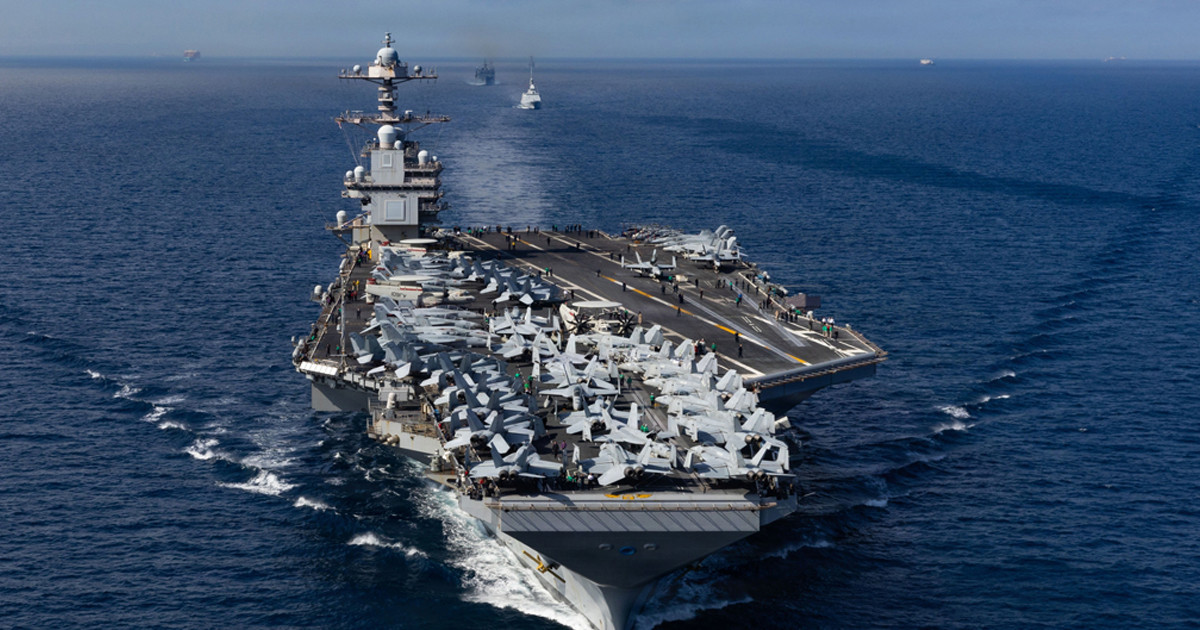 ইরান যুদ্ধে মোতায়েন মার্কিন রণতরিতে আগুন