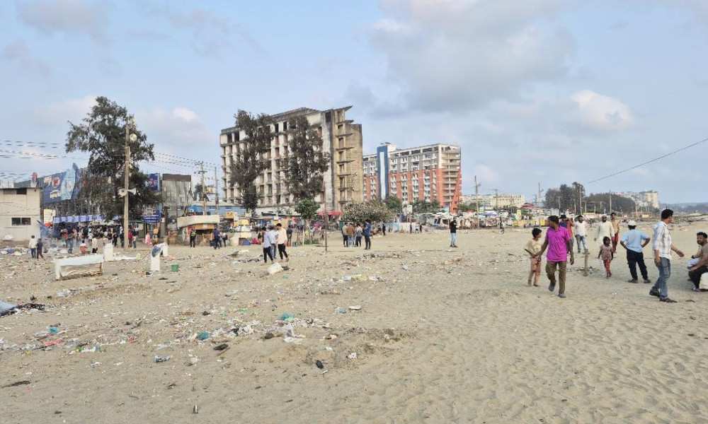 স্বরাষ্ট্রমন্ত্রীর নির্দেশে ঝুপড়িমুক্ত হচ্ছে কক্সবাজার সমুদ্র সৈকত