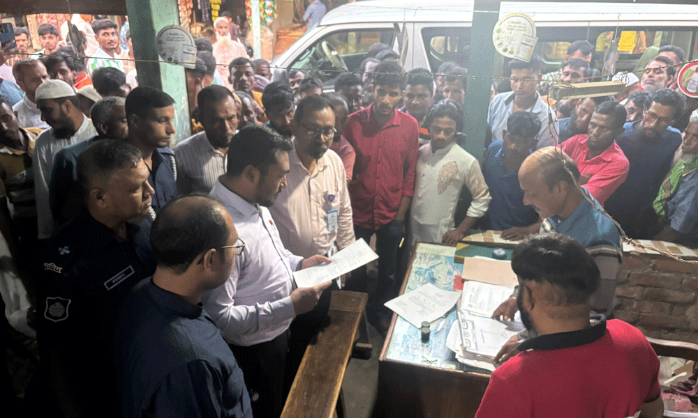 নেত্রকোনায় সাড়ে ৩ হাজার লিটার ডিজেল জব্দ, জরিমানা