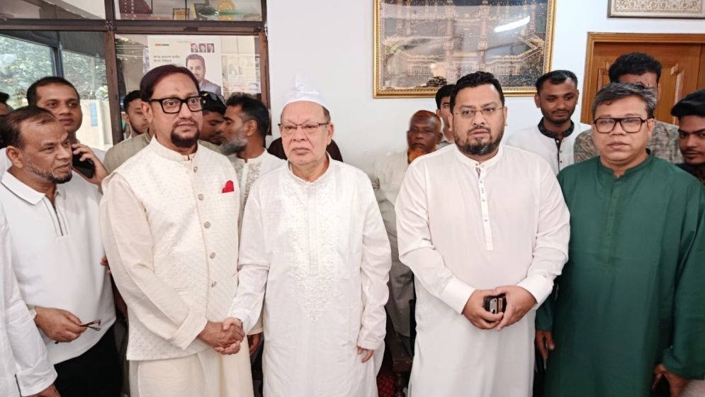 দুর্নীতি ‘ওয়ান ডিজিটে’ নামিয়ে আনার প্রত্যয় ভূমি প্রতিমন্ত্রীর