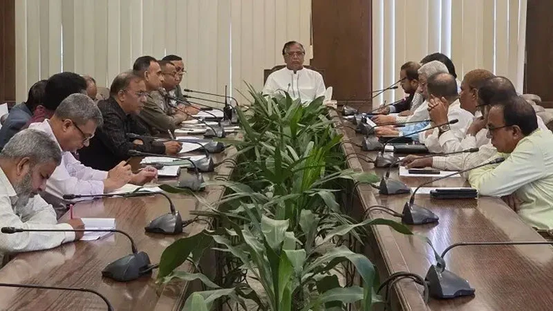 ঈদযাত্রা নির্বিঘ্ন করতে অবৈধ কাউন্টার উচ্ছেদের নির্দেশ ডিএসসিসি প্রশাসকের