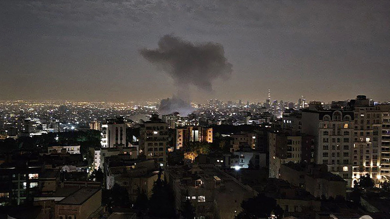 তেহরানে ব্যাপক হামলা চালাচ্ছে ইসরায়েল