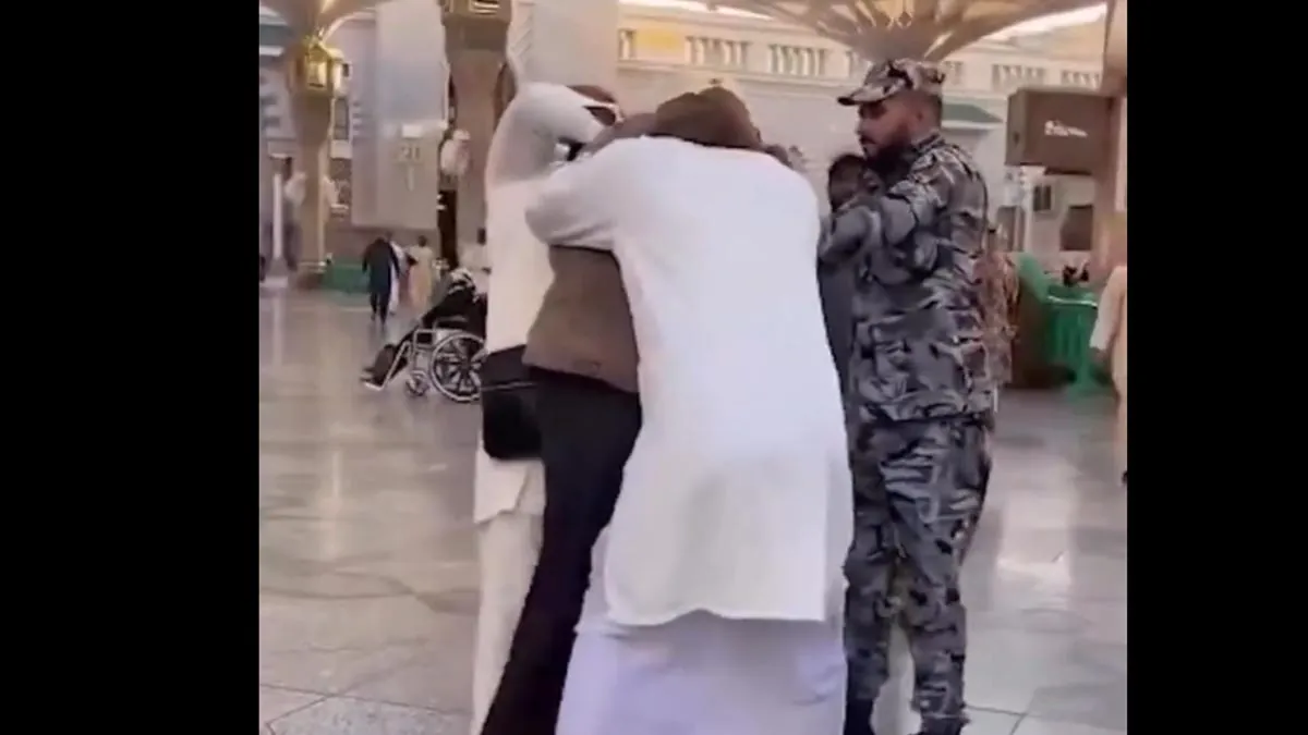 বাবাকে জন্নতে পাঠাতে মসজিদেই গলা টিপে মারার চেষ্টা ছেলের