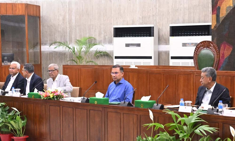 ব্যাংক-অফিসের সময় কমছে, স্কুল-কলেজের বিষয়ে সিদ্ধান্ত কবে