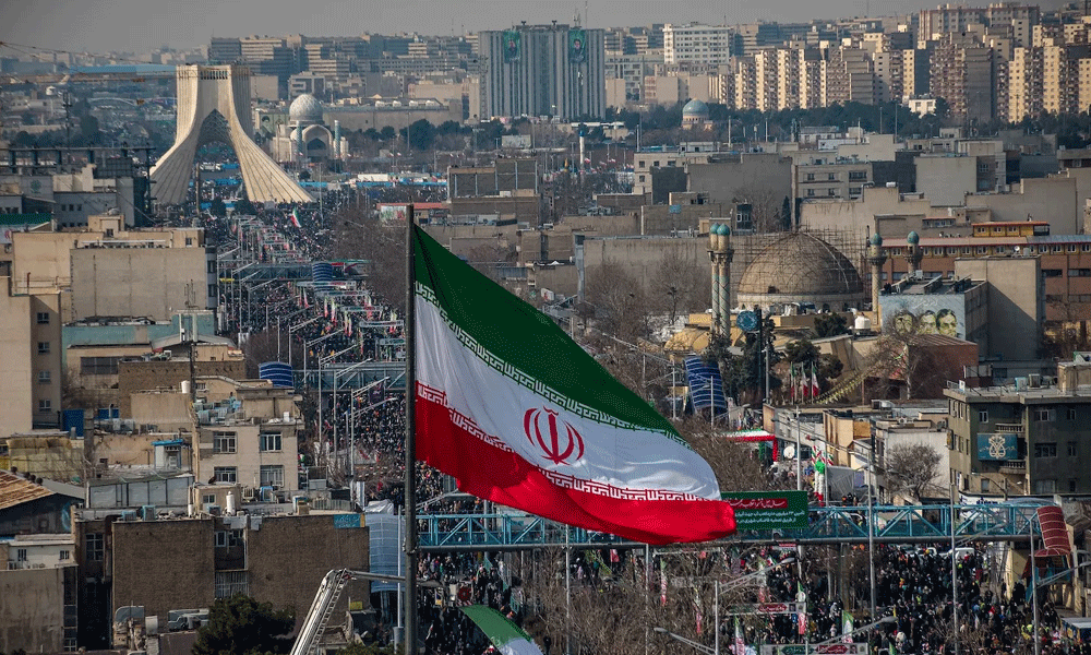 সব আলোচনা থেকে বেরিয়ে গেছে ইরান, দেশজুড়ে মানবঢাল